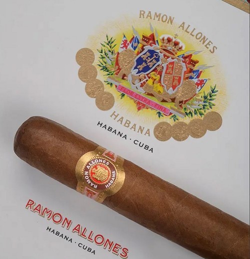 Ramon Allones No 3